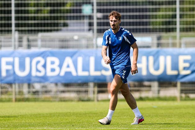 Tony Reitz (1. FC Magdeburg,14) - 2. Fußball Bundesliga Saison 2026-2027 Training 1. FC Magdeburg an der Avnet Arena in Magdeburg - Fußball,Mann,Männer,Deutschland,15.07.2026 *** Tony Reitz, 1. FC Magdeburg, 14 2, Bundesliga Season 2026–2027, 1. FC Magdeburg training at the Avnet Arena in Magdeburg, soccer, man, men, Germany, July 15, 2026
