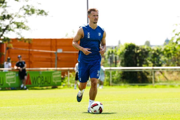 Alexander Ahl Holmström (1. FC Magdeburg,11) macht sein Aufbautraining - 2. Fußball Bundesliga Saison 2026-2027 Training 1. FC Magdeburg an der Avnet Arena in Magdeburg - Fußball,Mann,Männer,Deutschland,15.07.2026 *** Alexander Ahl Holmström of 1. FC Magdeburg, No. 11, is doing his rehabilitation training for the 2026–2027 Bundesliga season at the Avnet Arena in Magdeburg. Soccer, man, men, Germany, July 15, 2026