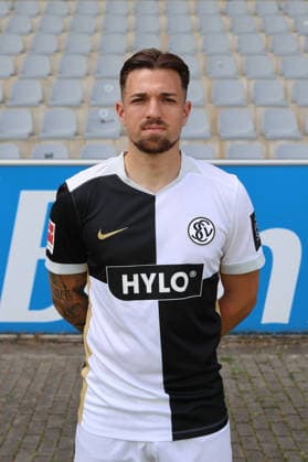 Luca Schnellbacher; SV 07 Elversberg; 1.BL, Porträttermin 2026 2027, Elversberg Ursapharm-Arena an der Kaiserlinde Saarland Deutschland (DEU) *** Luca Schnellbacher, SV 07 Elversberg 1, Bundesliga, Photo Shoot 2026–2027, Elversberg Ursapharm Arena at the Kaiserlinde, Saarland, Germany, DEU Copyright: xSebastianxBachx
