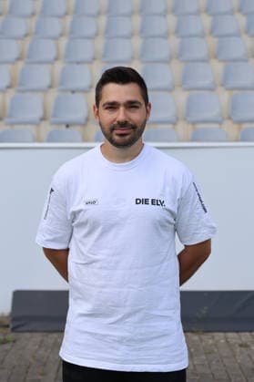 Videoanalyst Marko Rieke; SV 07 Elversberg; 1.BL, Porträttermin 2026 2027, Elversberg Ursapharm-Arena an der Kaiserlinde Saarland Deutschland (DEU) *** Video Analyst Marko Rieke, SV 07 Elversberg 1, Bundesliga, Profile Interview 2026–2027, Elversberg Ursapharm Arena at the Kaiserlinde, Saarland, Germany (DEU) Copyright: xSebastianxBachx