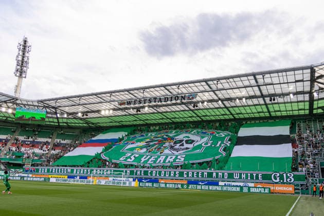 SOCCER - Rapid vs Panathinaikos, test match VIENNA,AUSTRIA,15.JUL.26 - SOCCER - ADMIRAL Bundesliga, Super League, SK Rapid Wien vs Panathinaikos Athen, test match. Image shows fans of Rapid.  GEPAxpictures xPhilippxBrem