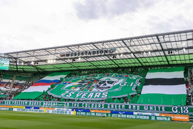 SOCCER - Rapid vs Panathinaikos, test match VIENNA,AUSTRIA,15.JUL.26 - SOCCER - ADMIRAL Bundesliga, Super League, SK Rapid Wien vs Panathinaikos Athen, test match. Image shows fans of Rapid.  GEPAxpictures xPhilippxBrem