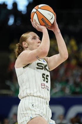 CHICAGO, USA - July 15: Chloe Bibby (55 Chicago Sky) shoots the ball during the game between the Chicago Sky and Seattle Storm at Wintrust Arena on Wednesday, July 15 in Chicago, USA  Copyright: xShainaxBenhiyoun SPPx Sportspressphoto_SPR191088