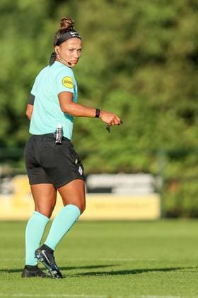 DIRKSHORN , 15-07-2026 , Sportpark Dirkshorn , season 2026 2027 , match between AZ and RSC Anderlecht , picture shows , Referee Shona Shukrula AZ - Anderlecht (friendly)  x205043521x Copyright: