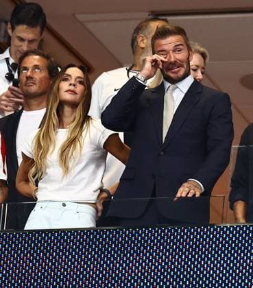 David Beckham emotional ahead of kick-off, with Victoria Beckham, Romeo Beckham, Cruz Beckham and Harper Beckham England v Argentina, 2026 FIFA World Cup, WM, Weltmeisterschaft, Fussball Semi Final, Football, Atlanta Stadium, Atlanta, Georgia, USA - 15 Jul 2026Atlanta Atlanta Stadium Georgia (GA) United States of America  Copyright: xMichaelxZemanek Shutterstockx 16992756am