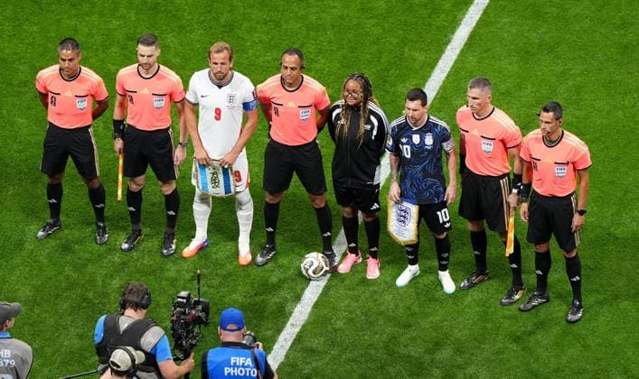 Harry Kane of England and Lionel Messi of Argentina. England v Argentina, 2026 FIFA World Cup, WM, Weltmeisterschaft, Fussball Semi Final, Football, Atlanta Stadium, Atlanta, Georgia, USA - 15 Jul 2026Atlanta Atlanta Stadium Georgia (GA) United States of America  Copyright: xIsmaelxAdnan Shutterstockx 16992263y