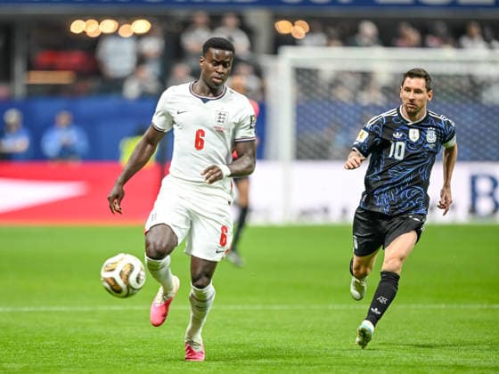 Marc Guehi (England) and Lionel Messi (Argentina) battle for the ball during the FIFA World Cup, WM, Weltmeisterschaft, Fussball 2026 Semi Final match between England and Argentina at Atlanta Stadium on July 15, 2026 in Atlanta, United States. (Photo by Harry Langer DeFodi Images) - *** Marc Guehi of England and Lionel Messi of Argentina battle for the ball during the 2026 FIFA World Cup semifinal match between England and Argentina at Atlanta Stadium on July 15, 2026, in Atlanta, United States. Photo by Harry Langer, DeFodi Images