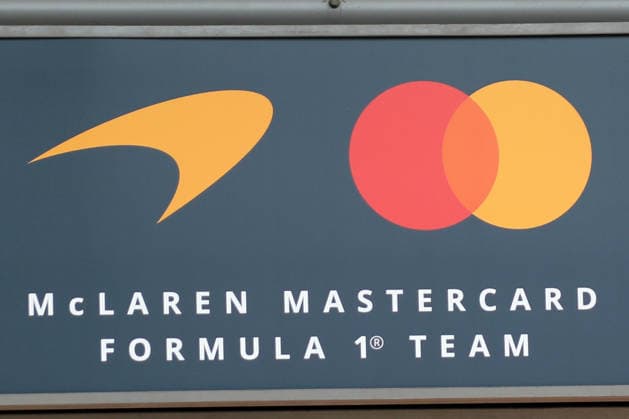 Stavelot, Belgien 17.- 19. Juli 2026: FIA Formel-1-Weltmeisterschaft - 2026 - Großer Preis von Belgien - Spa-Francorchamps - Mittwoch Im Bild: Mc Laren Formel 1 Team Logo Circuit de Spa-Francorchamps *** Stavelot, Belgium, July 17–19, 2026, 2026 FIA Formula 1 World Championship, Belgian Grand Prix at Spa-Francorchamps, Wednesday. Pictured: McLaren Formula 1 Team logo, Circuit de Spa-Francorchamps Copyright: xFotostandx xHorstxBernhardtx