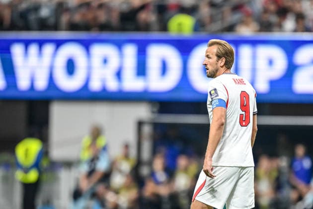 Harry Kane (England) Looks on during the FIFA World Cup, WM, Weltmeisterschaft, Fussball 2026 Semi Final match between England and Argentina at Atlanta Stadium on July 15, 2026 in Atlanta, United States. (Photo by Harry Langer DeFodi Images) - *** Harry Kane of England watches the FIFA World Cup 2026 semifinal match between England and Argentina at Atlanta Stadium on July 15, 2026, in Atlanta, United States. Photo by Harry Langer, DeFodi Images