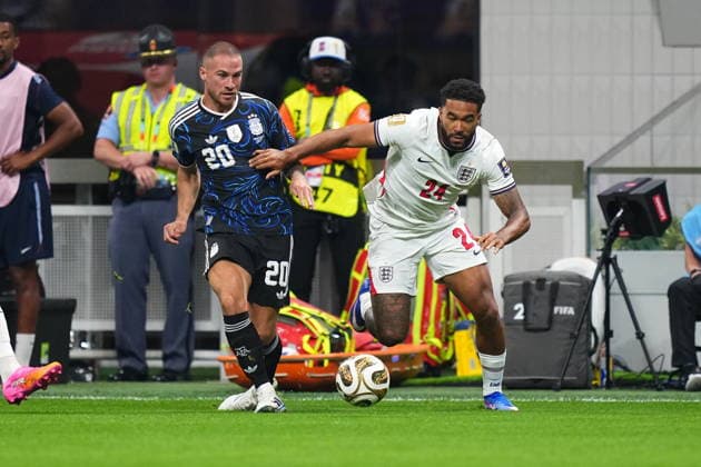 England v Argentina - FIFA World Cup, WM, Weltmeisterschaft, Fussball 2026 - Semi Finals ATLANTA, USA - JULY 15: Alexis Mac Allister of Argentina in action against Reece James (R) of England during the 2026 FIFA World Cup semi-final match between England and Argentina at Mercedes-Benz Stadium (Atlanta Stadium) in Atlanta, Georgia, United States on July 15, 2026. Evrim Aydin Anadolu Georgia United States. Editorial use only. Please get in touch for any other usage.  Copyright: x2026xAnadoluxEvrimxAydinx