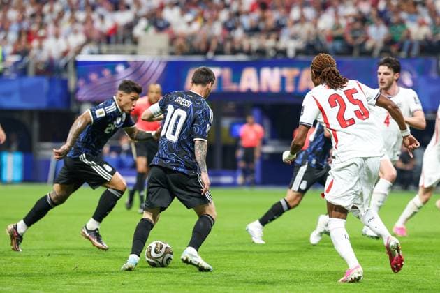 RECORD DATE NOT STATED FIFA World Cup, WM, Weltmeisterschaft, Fussball 2026 - Semifinal - England v Argentina Lionel Messi player of Argentina during the FIFA World Cup semifinal match between England and Argentina, at Atlanta Stadium, in Georgia, United States, on Wednesday, July 15, 2026.(Foto: Vanessa Carvalho Brazil Photo Press IMAGO) Sports Copyright: xVanessaxCarvalhox