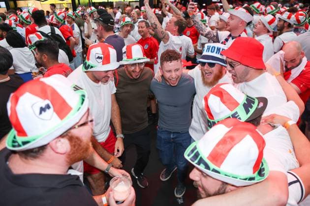 England fans enjoy the pre-match atmosphere prior to the England v Argentina match Fans at Box Park Wembley, Football, World Cup 2026, London, UK - 15 Jul 2026London Wembley United Kingdom  Copyright: xHanc WiredxPhotos Shutterstockx 16992959c