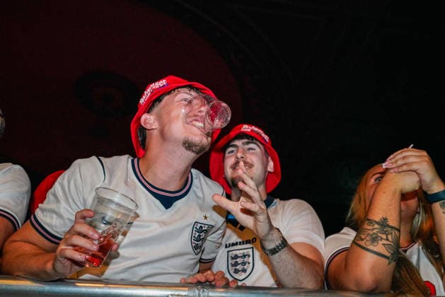 Fans watch England v Argentina at the O2 Forum, Kentish Town, London, 15 July 2026 Emotions are high with the England fans as they react to the highs and lows of the first half as they watch a live broadcast of the FIFA World Cup, WM, Weltmeisterschaft, Fussball Semi-Final between England and Argentina at the O2 Forum in Kentish Town, in London, Britain, 15 July 2026., Credit:JAMES COOK Avalon  Copyright: xJAMESxCOOKx xAvalonx 1116738328