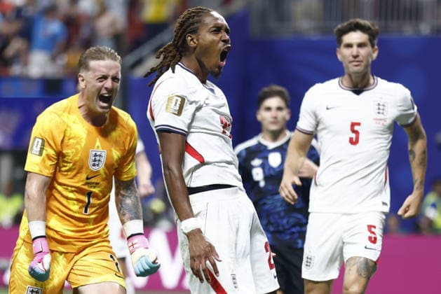FIFA World Cup, WM, Weltmeisterschaft, Fussball 2026 semifinals - England vs Argentina Djed Spence (C) of England reacts during the FIFA World Cup 2026 semifinals match England against Argentina, in Atlanta, USA, 15 July 2026. ATLANTA United States  Copyright: xWILLxOLIVERx