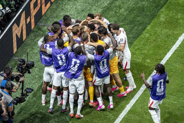 Anthony Gordon of England celebrates after scoring team s first goal during the FIFA World Cup, WM, Weltmeisterschaft, Fussball 2026 Semifinal match between England and Argentina at Atlanta Stadium on July 15th,2026 (Photo by Joao Bravo Sports Press Photo  Copyright: xJoaoxBravo SportsxPressxPhotox Sportspressphoto_SPR191458