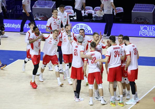 July 15, 2026, Chicago, Illinois, USA: POLISH national team, Nationalteam after the match Poland - Bulgaria 3:0 in Volleyball Nations League at the NOW Arena in Hoffman Estates, Chicago, USA. Chicago USA - ZUMAc278 20260715_zsp_c278_008 Copyright: xMarcinxCholewinskix