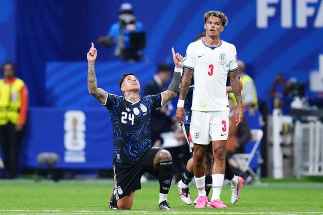 England v Argentina: Semi Final - FIFA World Cup, WM, Weltmeisterschaft, Fussball 2026 Enzo Fernandez of Argentina celebrates after scoring his team s first goal during the FIFA World Cup 2026 Semi Final match between England and Argentina at Atlanta Stadium on July 15, 2026 in Atlanta, Georgia. Atlanta GA United States  Copyright: xJosexBretonx originalFilename:bretonhernandez-englandv260715_nptdH.jpg