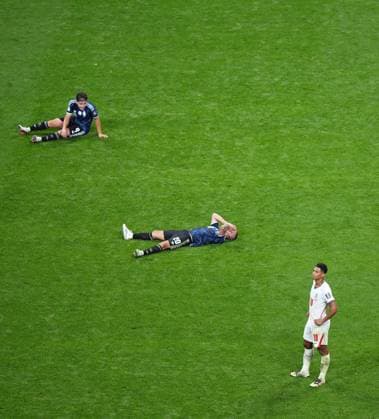 Jude Bellingham of England at full time. England v Argentina, 2026 FIFA World Cup, WM, Weltmeisterschaft, Fussball Semi Final, Football, Atlanta Stadium, Atlanta, Georgia, USA - 15 Jul 2026Atlanta Atlanta Stadium Georgia (GA) United States of America  Copyright: xIsmaelxAdnan Shutterstockx 16992263fv