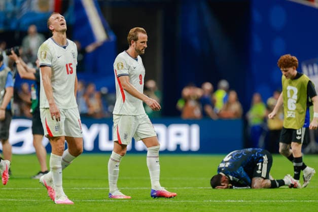 2026 FIFA World Cup, WM, Weltmeisterschaft, Fussball Semi Final England v Argentina Atlanta Stadium, Georgia 15.07.2026 Harry Kane of England dejection at the end of the match 2026 FIFA World Cup Semi Final England v Argentina Atlanta Stadium, Georgia 15.07.2026 Photograph By Marc Aspland The Times  Copyright: xMarcxAsplandx NINTCHDBPICT001095564242