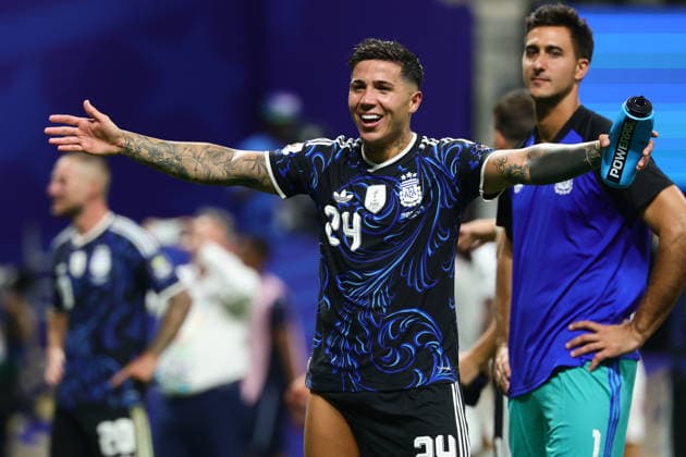 Enzo Fernandez of Argentina celebrates after defeating England to make the Final during the FIFA World Cup, WM, Weltmeisterschaft, Fussball 2026 Semi Final match between England and Argentina at the Mercedez-Benz Stadium, Atlanta, USA on 15 July 2026. Copyright: xPeterxDovganx 45260040