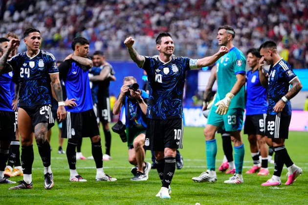 England v Argentina: Semi Final - FIFA World Cup, WM, Weltmeisterschaft, Fussball 2026 Lionel Messi of Argentina celebrates the victory during the FIFA World Cup 2026 Semi Final match between England and Argentina at Atlanta Stadium on July 15, 2026 in Atlanta, Georgia. Atlanta GA United States  Copyright: xJosexBretonx originalFilename:bretonhernandez-englandv260715_npOho.jpg