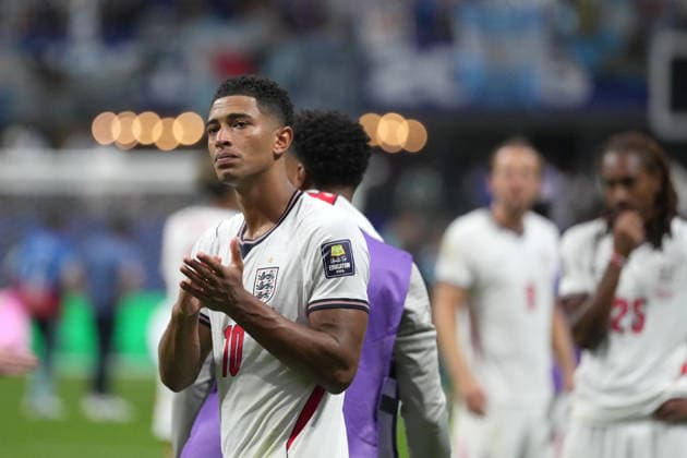 Jude Bellingham of England reacts at the end of the 2026 FIFA World Cup, WM, Weltmeisterschaft, Fussball semifinal match between England and Argentina at Mercedes-Benz Stadium in Atlanta, United States 15 July 2026. FIFA World Cup 2026 Semifinals: England - Argentina !ACHTUNG: NUR REDAKTIONELLE NUTZUNG!  Copyright: xOctavioxGuzmánx AMDEP8781 20260715-55020904925_1