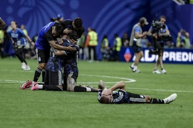 RECORD DATE NOT STATED Argentina and England duel for a spot in the 2026 World Cup final. Atlanta (USA), 07 15 2026 Football World Cup 2026 Argentina vs England Action in the match between Argentina and England, who face each other in the semi-final of the FIFA World Cup, WM, Weltmeisterschaft, Fussball 2026, at Atlanta Stadium, in Atlanta, this Wednesday (15) of July 2026.(Foto: Pedro Paulo Diaz Thenews2 imago images) SPO  Copyright: xPedroxPauloxDiazx