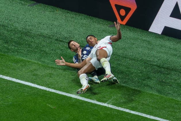 ATLANTA, GEORGIA - JULY 15: Lionel Messi of Team Argentina is fouled during the FIFA World Cup, WM, Weltmeisterschaft, Fussball 2026 Semi Final match between England and Argentina at Atlanta Stadium on July 15, 2026 in Atlanta, Georgia.  Copyright: xVCGx 111654594789