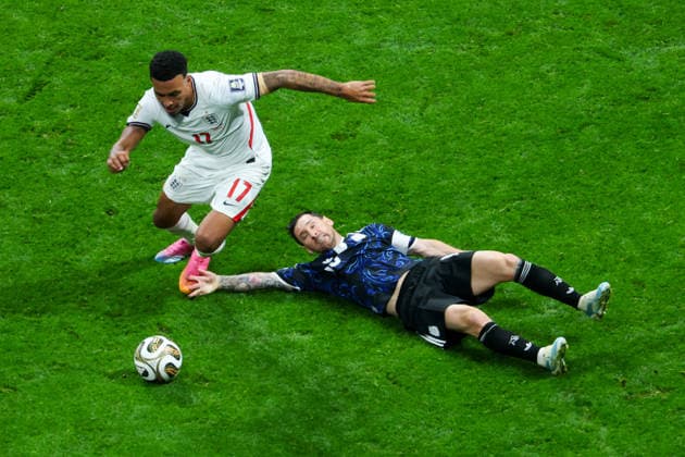 ATLANTA, GEORGIA - JULY 15: Lionel Messi of Team Argentina is fouled during the FIFA World Cup, WM, Weltmeisterschaft, Fussball 2026 Semi Final match between England and Argentina at Atlanta Stadium on July 15, 2026 in Atlanta, Georgia.  Copyright: xVCGx 111654594772