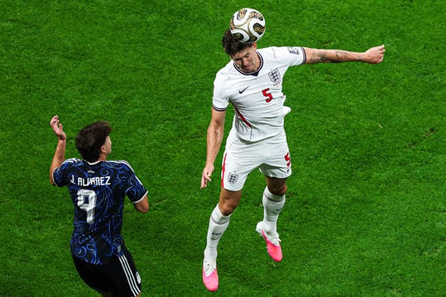 ATLANTA, GEORGIA - JULY 15: John Stones of England heads the ball during the FIFA World Cup, WM, Weltmeisterschaft, Fussball 2026 Semi Final match between England and Argentina at Atlanta Stadium on July 15, 2026 in Atlanta, Georgia.  Copyright: xVCGx 111654607403