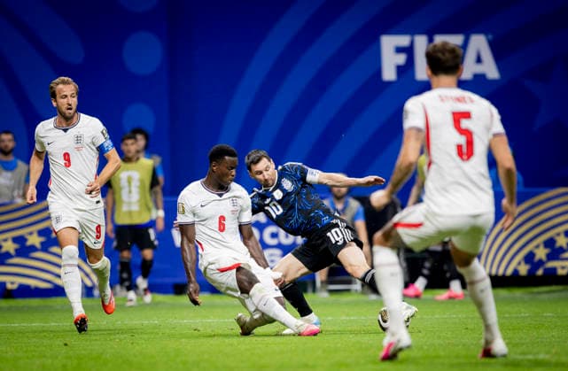 Atlanta, USA 15th Jul 2026. Lionel Messi (ARG) Marc Guehi (ENG) England - Argentina World Cup England - Argentinien 15.07.2026 *** Atlanta, USA, July 15, 2026 Lionel Messi ARG Marc Guehi ENG England Argentina World Cup England Argentina July 15, 2026
