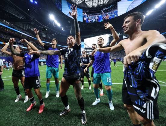 Enzo Fernandez of Argentina celebrates England v Argentina, 2026 FIFA World Cup, WM, Weltmeisterschaft, Fussball Semi Final, Football, Atlanta Stadium, Atlanta, Georgia, USA - 15 Jul 2026Atlanta Atlanta Stadium Georgia (GA) United States of America  Copyright: xMichaelxZemanek Shutterstockx 16992756gw