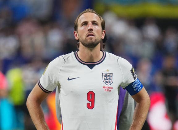 260716 -- ATLANTA, July 16, 2026 -- Harry Kane of England reacts after the semifinal match between Argentina and England at the 2026 FIFA World Cup, WM, Weltmeisterschaft, Fussball at Atlanta Stadium in Atlanta, the United States, July 15, 2026. SPU.S.-ATLANTA-FOOTBALL-FIFA WORLD CUP-SEMIFINAL-ARG VS ENG XuxChang  (SP)U.S.-ATLANTA-FOOTBALL-FIFA WORLD CUP-SEMIFINAL-ARG VS ENG IMAGO XuxChang  imago images 0861758704