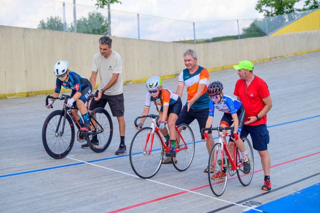 linz, austria, 15 july 2026, austrian youth championship in Track cycling, Rad, Radsport, Bahnrad, Bahn at the hello yellow velodrom *** Linz, Österreich, 15. Juli 2026, Österreichische Jugendmeisterschaft im Bahnradfahren im Hello Yellow -Velodrom Copyright: xx