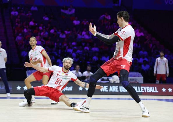SIATKOWKA LIGA NARODOW SE ON 2026 15.07.2026 POLSKA v BULGARIA --- POLAND v BULGARIA N Z BARTLOMIEJ BOLADZ, TOMASZ FORNAL, BARTLOMIEJ LEMANSKI W MECZU POLSKA - BULGARIA 3:0 W RYWALIZACJI LIGI NARODOW W CHICAGO MARCIN CHOLEWINSKI NEWSPIX.PL VOLLEYBALL NATIONS LEAGUE 2026 15072026 BARTLOMIEJ BOLADZ, TOMASZ FORNAL, BARTLOMIEJ LEMANSKI DURING THE MATCH POLAND - BULGARIA 3:0 IN VOLLEYBALL NATIONS LEAGUE NEWSPIX.PL --- newspix.pl 