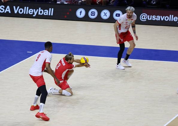 SIATKOWKA LIGA NARODOW SE ON 2026 15.07.2026 POLSKA v BULGARIA --- POLAND v BULGARIA N Z SIATKARZE REPREZENTACJI POLSKI W MECZU POLSKA - BULGARIA 3:0 LIGA NARODOW W CHICAGO MARCIN CHOLEWINSKI NEWSPIX.PL VOLLEYBALL NATIONS LEAGUE 2026 15072026 POLISH NATION TEAM IN VOLLEYBALL DURING THE MATCH AGAINST BULGARIA 3:0 NEWSPIX.PL --- newspix.pl 