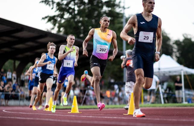 Abendsportfest Pfungstadt; Pfungstadt, 15.07.2026 Im Fokus: Malik Skupin-Alfa (GER LG Offenburg) unterwegs im 800m-Lauf; Abendsportfest Pfungstadt am 15.07.2026 im TSV-Stadion in Pfungstadt (Hessen). *** Pfungstadt Evening Track Meet, Pfungstadt, July 15, 2026 In the Spotlight: Malik Skupin (Alfa GER, LG Offenburg) Competes in the 800-meter Race at the Pfungstadt Evening Track Meet on July 15, 2026, at the TSV Stadium in Pfungstadt, Hesse Copyright: xBEAUTIFULxSPORTS R.xSchmittx