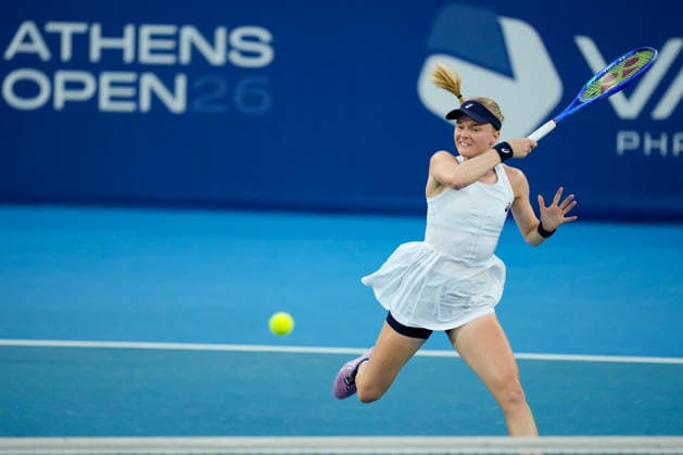 Vanda Pharmaceuticals Athens Open - Day 3 Harriet Dart of Great Britain competes against fourth-seeded Maria Sakkari of Greece during their Round of 16 match at the 2026 Vanda Pharmaceuticals Athens Open Women s tennis tournament at the Athens Olympic Tennis Centre in Athens, Greece, on July 15, 2026. Athens Athens Greece  Copyright: xOwenxHammondx originalFilename:hammond-2026vand260715_npMrr.jpg