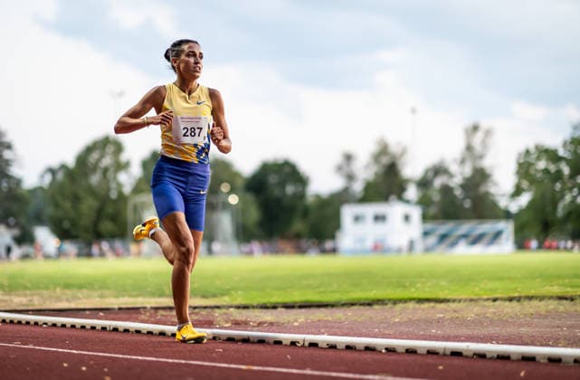Abendsportfest Pfungstadt; Pfungstadt, 15.07.2026 Unterwegs im 1500m-Lauf: Laila Yahyaoui (NED Niederlande); Abendsportfest Pfungstadt am 15.07.2026 im TSV-Stadion in Pfungstadt (Hessen). *** Pfungstadt Evening Sports Meet, Pfungstadt, July 15, 2026: Laila Yahyaoui (NED, Netherlands) competing in the 1,500-meter race at the Pfungstadt Evening Sports Meet on July 15, 2026, at the TSV Stadium in Pfungstadt, Hesse Copyright: xBEAUTIFULxSPORTS R.xSchmittx