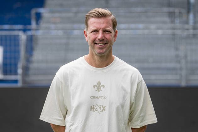 15.07.2026, xfux, Fussball 2.Bundesliga, SV Darmstadt 98 Fototermin Saison 2026 2027 - Porträttermin 2026 2027, v.l. Trainer Florian Kohfeldt (SV Darmstadt 98) Darmstadt *** July 15, 2026, xfux, Soccer, 2. Bundesliga, SV Darmstadt 98 Photo Shoot for the 2026–2027 Season, Portrait Session for the 2026–2027 Season, from left: Coach Florian Kohfeldt, SV Darmstadt 98, Darmstadt