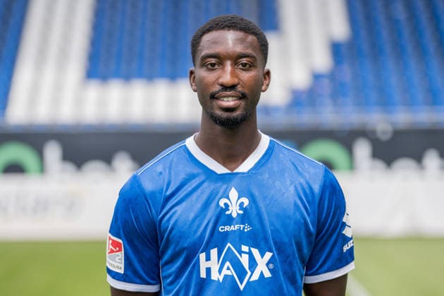 15.07.2026, xfux, Fussball 2.Bundesliga, SV Darmstadt 98 Fototermin Saison 2026 2027 - Porträttermin 2026 2027, v.l. Patric Pfeiffer (SV Darmstadt 98) Darmstadt *** July 15, 2026, xfux, Soccer, 2. Bundesliga, SV Darmstadt 98 Photo Shoot for the 2026–2027 Season, Portrait Session for the 2026–2027 Season, from left: Patric Pfeiffer, SV Darmstadt 98, Darmstadt