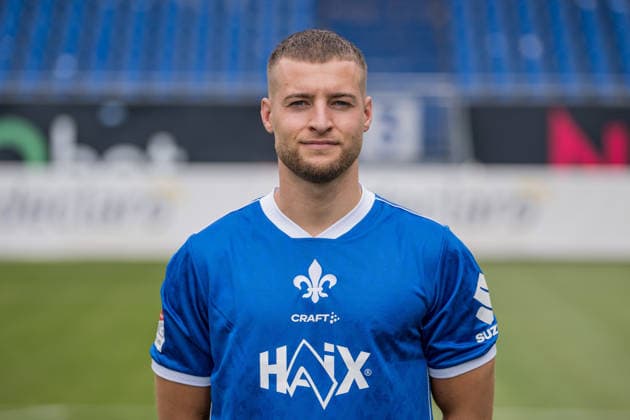 15.07.2026, xfux, Fussball 2.Bundesliga, SV Darmstadt 98 Fototermin Saison 2026 2027 - Porträttermin 2026 2027, v.l. Fabian Nürnberger Nuernberger (SV Darmstadt 98) Darmstadt *** July 15, 2026, xfux, Soccer, 2. Bundesliga, SV Darmstadt 98 Photo Shoot for the 2026–2027 Season, Portrait Session for the 2026–2027 Season, from left: Fabian Nürnberger, Nuernberger, SV Darmstadt 98, Darmstadt