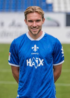 15.07.2026, xfux, Fussball 2.Bundesliga, SV Darmstadt 98 Fototermin Saison 2026 2027 - Porträttermin 2026 2027, v.l. Lars Kehl (SV Darmstadt 98) Darmstadt *** July 15, 2026, xfux, Soccer, 2. Bundesliga, SV Darmstadt 98 Photo Shoot for the 2026–2027 Season, Portrait Session for the 2026–2027 Season, from left: Lars Kehl, SV Darmstadt 98, Darmstadt