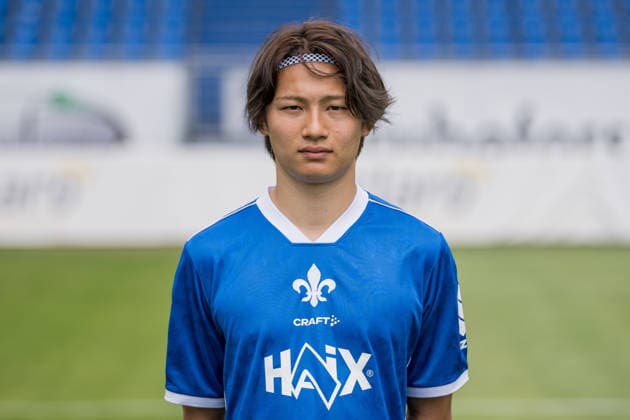 15.07.2026, xfux, Fussball 2.Bundesliga, SV Darmstadt 98 Fototermin Saison 2026 2027 - Porträttermin 2026 2027, v.l. Yosuke Furukawa (SV Darmstadt 98) Darmstadt *** July 15, 2026, xfux, Soccer, 2. Bundesliga, SV Darmstadt 98 Photo Shoot for the 2026–2027 Season, Portrait Session for the 2026–2027 Season, from left: Yosuke Furukawa, SV Darmstadt 98, Darmstadt