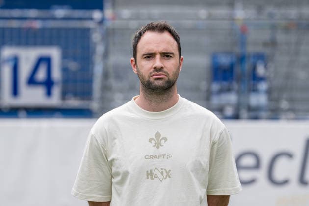 15.07.2026, xfux, Fussball 2.Bundesliga, SV Darmstadt 98 Fototermin Saison 2026 2027 - Porträttermin 2026 2027, v.l. Athletiktrainer Alexander Ryan (SV Darmstadt 98) Darmstadt *** July 15, 2026, xfux, Soccer, 2. Bundesliga, SV Darmstadt 98 Photo Shoot for the 2026–2027 Season, Portrait Session for the 2026–2027 Season, from left: Athletic Trainer Alexander Ryan, SV Darmstadt 98, Darmstadt