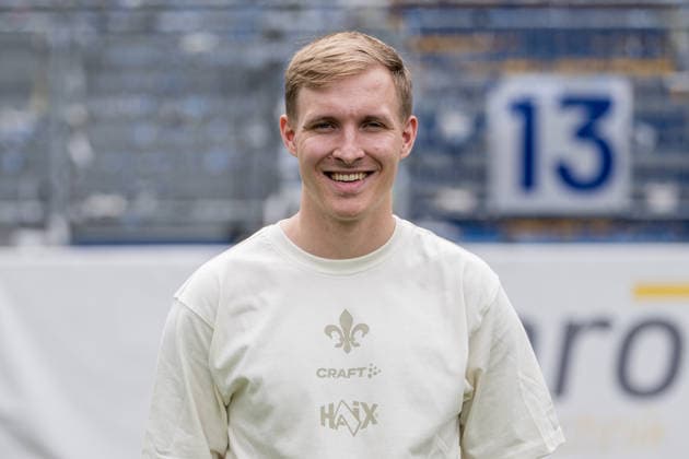 15.07.2026, xfux, Fussball 2.Bundesliga, SV Darmstadt 98 Fototermin Saison 2026 2027 - Porträttermin 2026 2027, v.l. Scout Pascal Maass (SV Darmstadt 98) Darmstadt *** July 15, 2026, xfux, Soccer, 2. Bundesliga, SV Darmstadt 98 Photo Shoot for the 2026–2027 Season, Portrait Session for the 2026–2027 Season, from left: Scout Pascal Maass, SV Darmstadt 98, Darmstadt