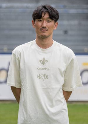 15.07.2026, xfux, Fussball 2.Bundesliga, SV Darmstadt 98 Fototermin Saison 2026 2027 - Porträttermin 2026 2027, v.l. Physiotherapeut Shohei Nozawa (SV Darmstadt 98) Darmstadt *** July 15, 2026, xfux, Soccer, 2. Bundesliga, SV Darmstadt 98 Photo Shoot for the 2026–2027 Season, Portrait Session for the 2026–2027 Season, from left: Physical Therapist Shohei Nozawa, SV Darmstadt 98, Darmstadt