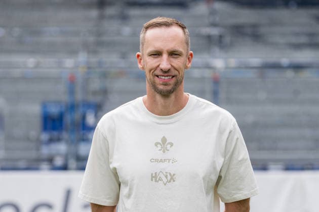15.07.2026, xfux, Fussball 2.Bundesliga, SV Darmstadt 98 Fototermin Saison 2026 2027 - Porträttermin 2026 2027, v.l. Athletiktrainer Christopher Busse (SV Darmstadt 98) Darmstadt *** July 15, 2026, xfux, Soccer, 2. Bundesliga, SV Darmstadt 98 Photo Shoot for the 2026–2027 Season, Portrait Session for the 2026–2027 Season, from left: Athletic Trainer Christopher Busse, SV Darmstadt 98, Darmstadt