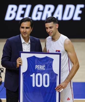 Men s Volleyball Nations League - Belgrade 2026 Djula Mester (L) and Serbia s Pavle Peric during the MenÕs Volleyball Nations League Pool 7 match between Serbia and Turkiye at Belgrade Arena on July 15, 2026 in Belgrade, Serbia. Belgrade Serbia Copyright: xSrdjanxStevanovicx x
