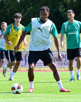 16.07.2026 - Fussball - 2. Bundesliga - Saison 2026 2027 - SpVgg Greuther Fürth Fuerth - Trainingslager Bad Wörishofen - - xwoxzix - Sacha Banse Bansé (6, SpVgg Greuther Fürth ) *** July 16, 2026 Soccer 2. Bundesliga 2026–2027 Season SpVgg Greuther Fürth Fürth Training Camp Bad Wörishofen xwoxzix Sacha Banse Bansé 6, SpVgg Greuther Fürth